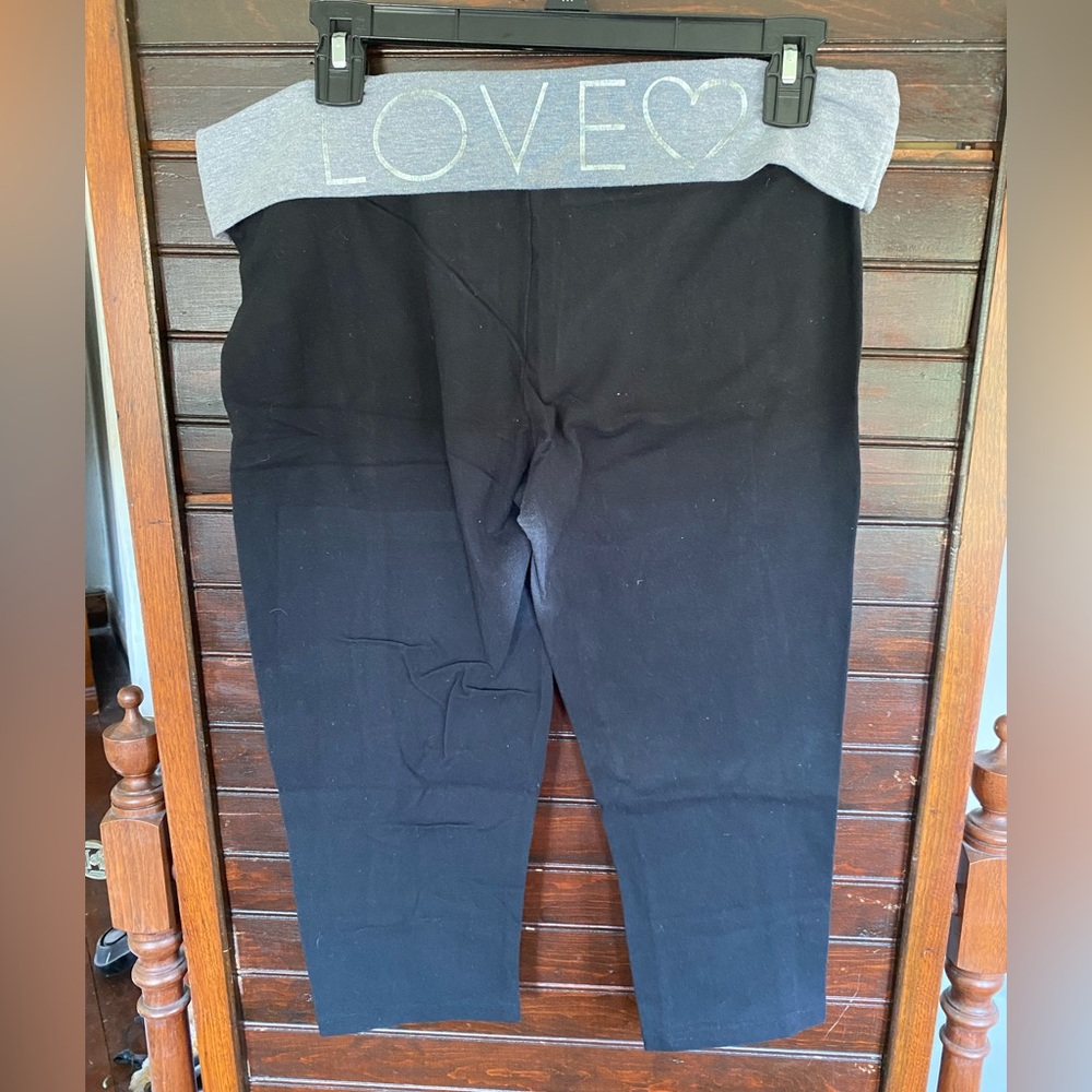 SO Fold Over Love Capri